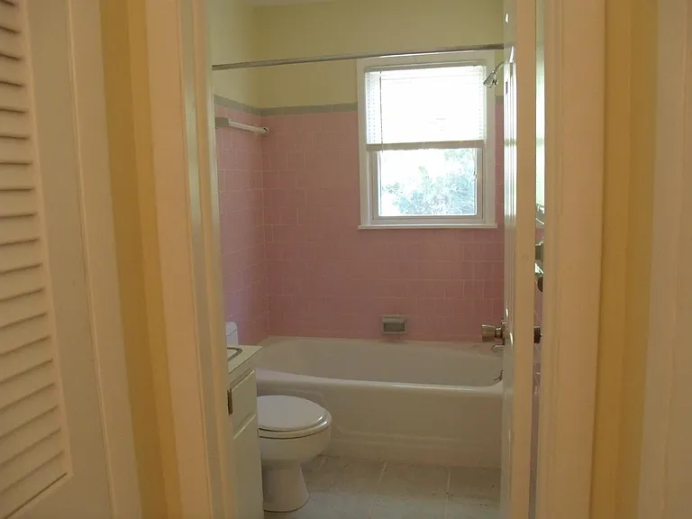 324 Shoreline Dr — Photo 10