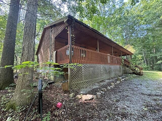 2nd image of 3386 Laurel Wood Rd