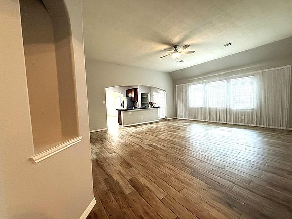 3rd image of 14322 Heath Falls Ln