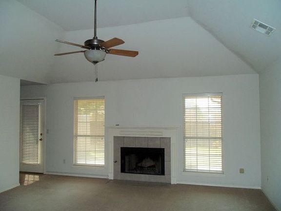 4th image of 4424 S 198th Pl E