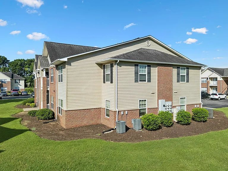 Meadows of Lebanon Apartments — Photo 10