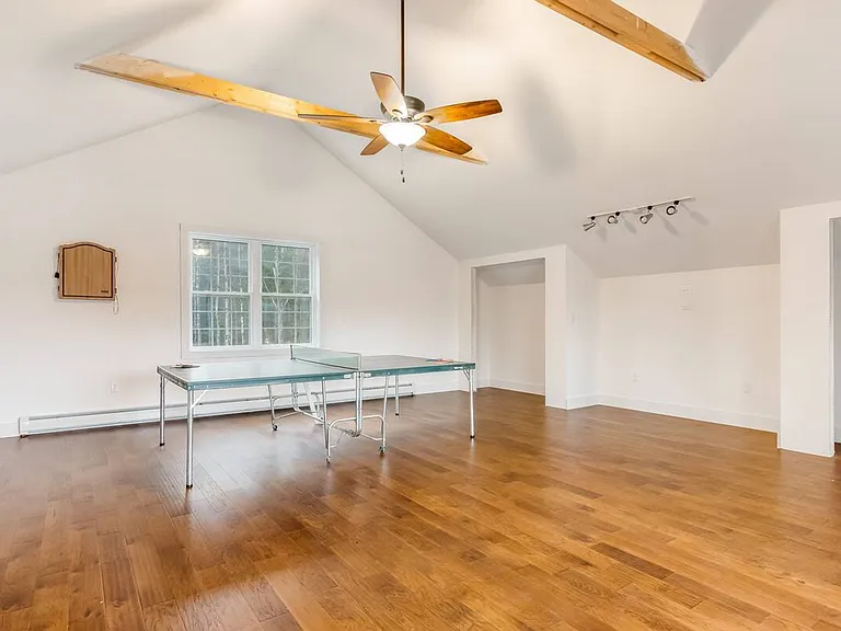 167 E Countryside Rd — Photo 19