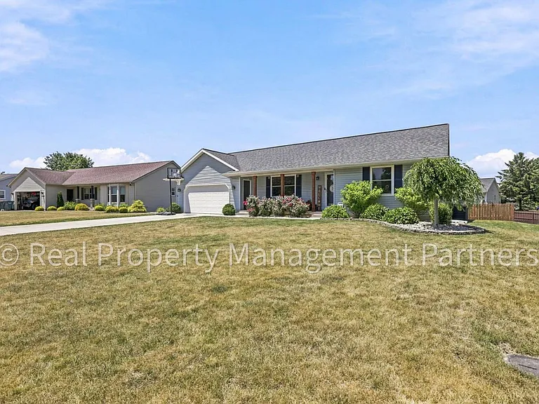 11425 Prairie Ave — Photo 4