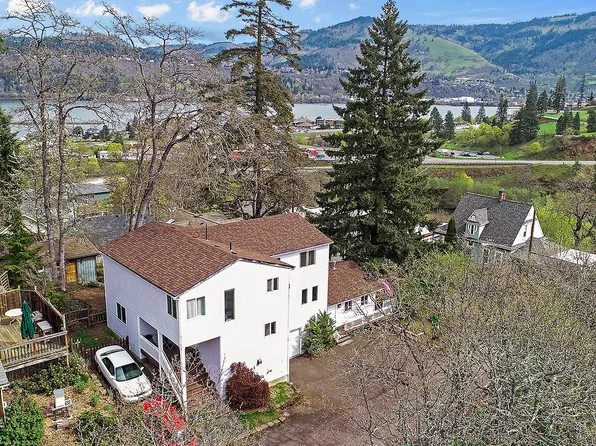 520 E 4th St, Hood River, OR 97031