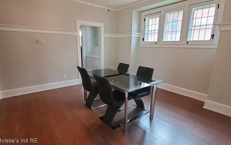 1071 Van Dyke St #2 — Photo 4