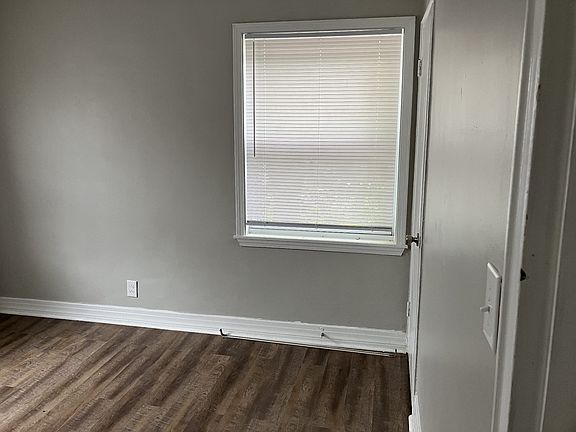 4th image of 4148 Hillview Ave #3