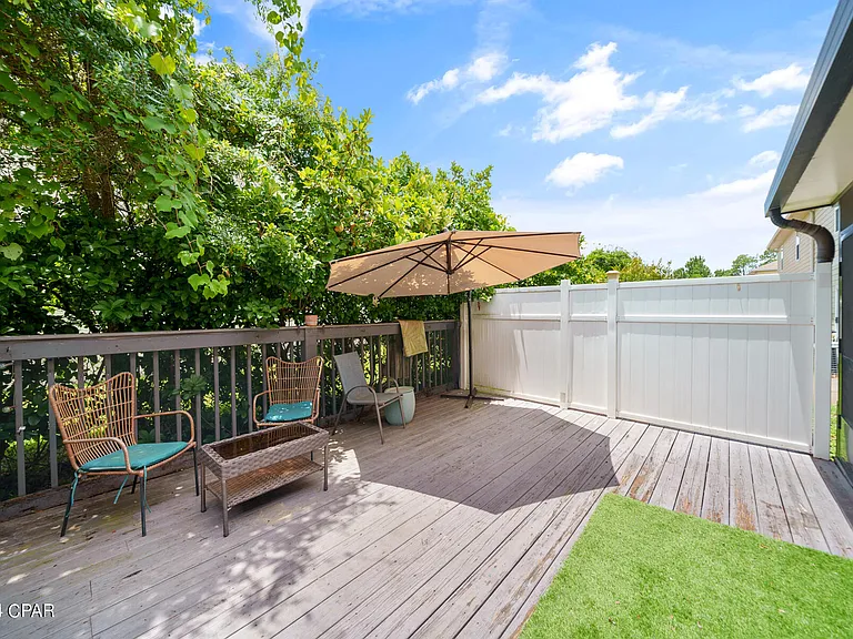 7207 Quail Hollow Dr — Photo 22