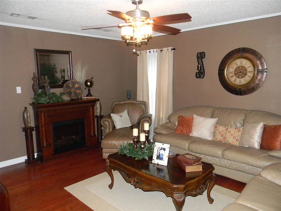 1st image of 214 La Grange Dr