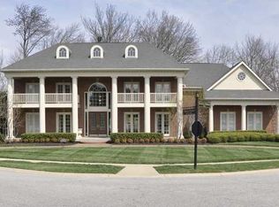 2217 Arnold Palmer Blvd, Louisville, KY 40245