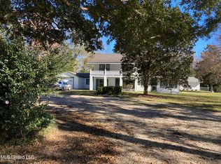 2568 Burnt Bridge Rd, Picayune, MS 39466