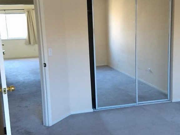 4th image of 221 Chalet Woods Pl