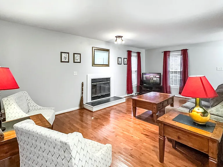 9703 Country Way Rd — Photo 3