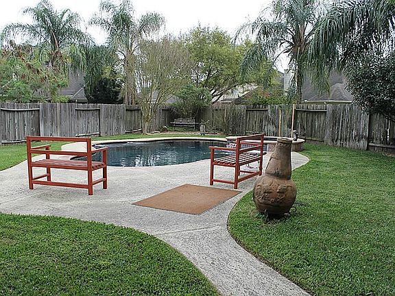 4th image of 3602 Landon Park Dr
