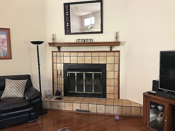 5th image of 7 Pheasant Hill Dr NE #7