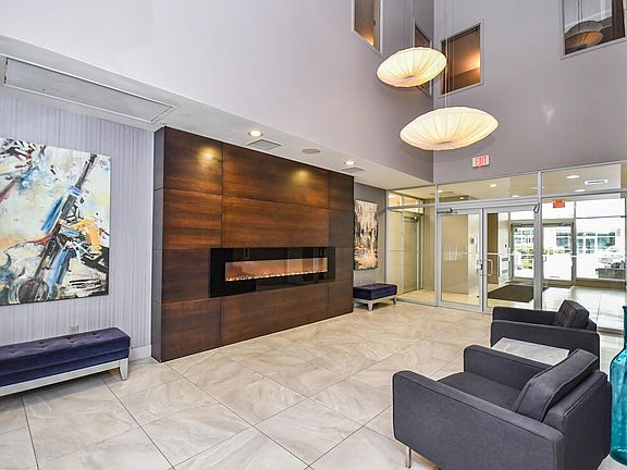 4th image of 31 Kings Wharf Pl Unit 405