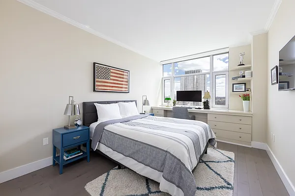 Sold by Compass | media 16