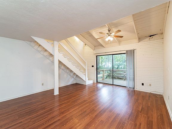 3rd image of 1349 Rumba Ln
