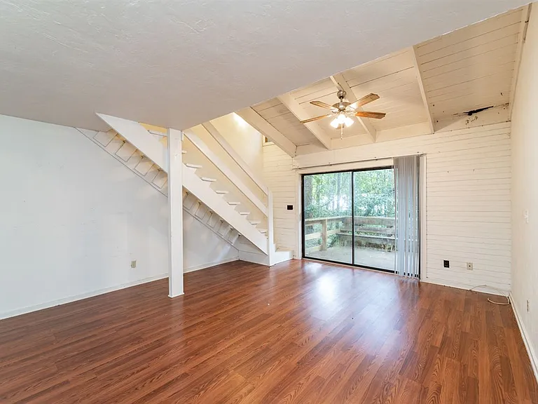 1349 Rumba Ln — Photo 3