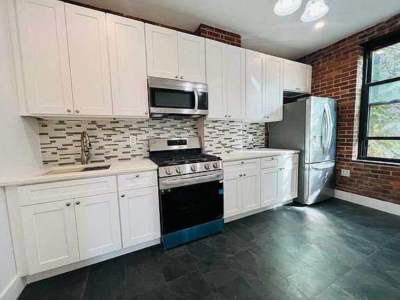4th image of 331 Nostrand Ave APT 3