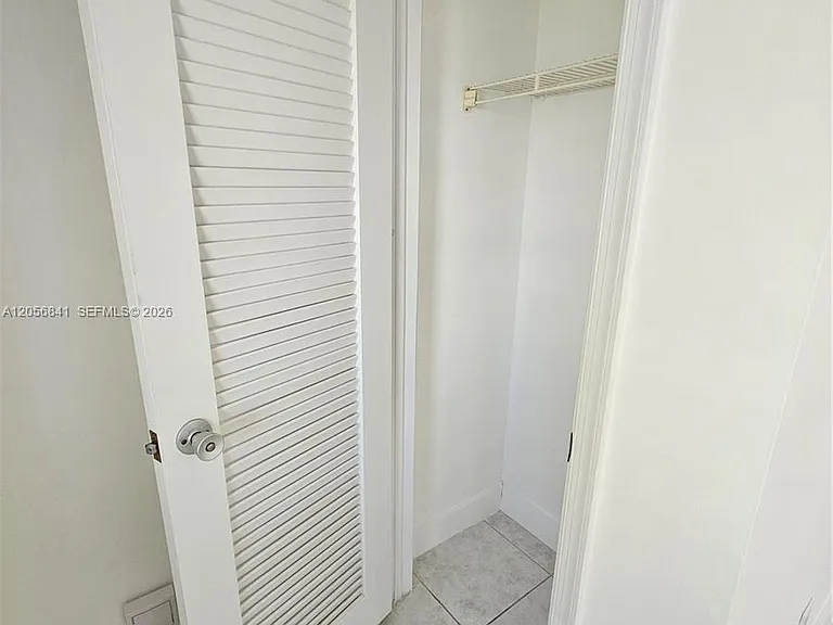 1400 NW 90th Way — Photo 9