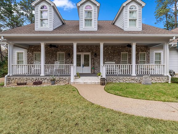 2nd image of 2631 Pinecrest Dr