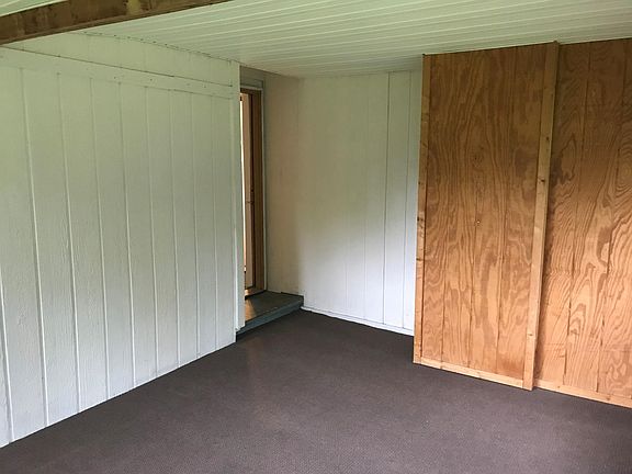 5th image of 341 Namquid Dr