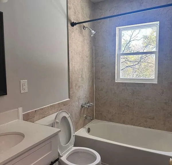 435 Central Dr NW — Photo 11