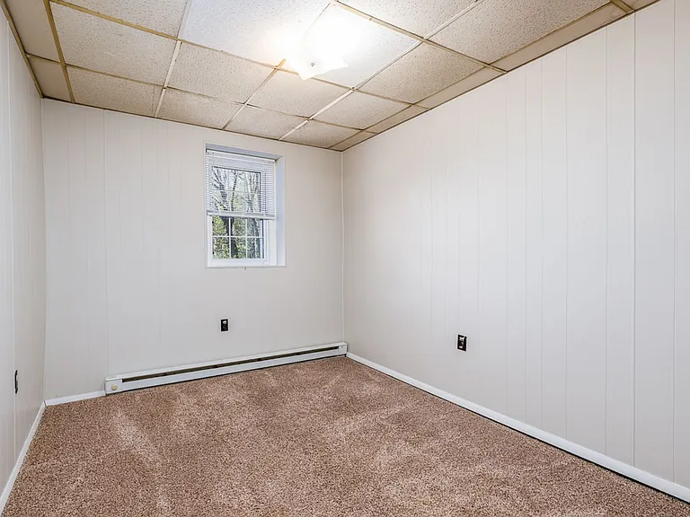 480 Spruce Hollow Rd — Photo 24