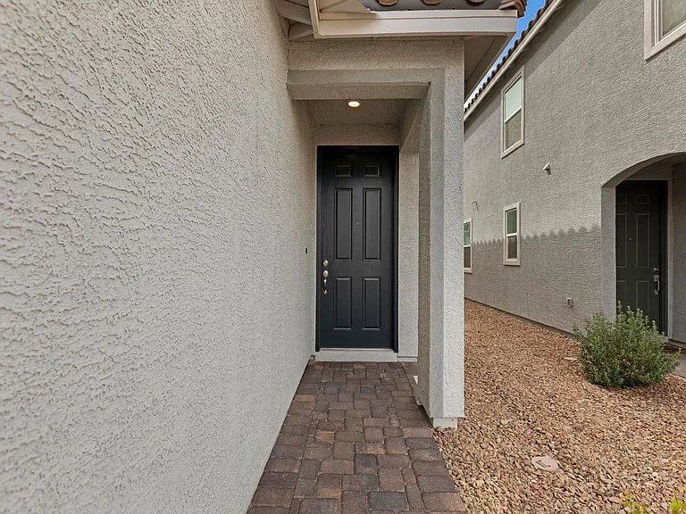 10183 Glowing Amber St — Photo 37
