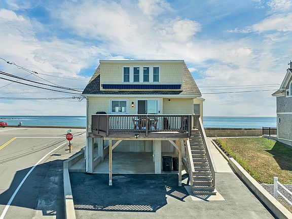 4th image of 393 Webhannet Drive