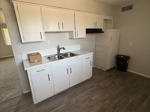 5th image of 111 N Mesa Dr #72