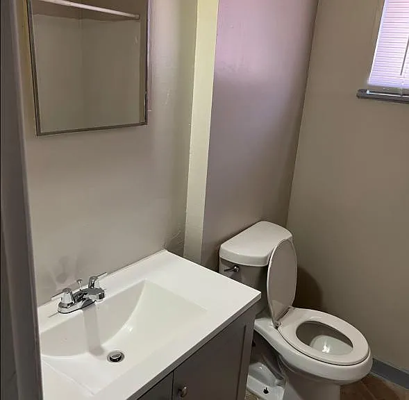 5436 Makeig St — Photo 9