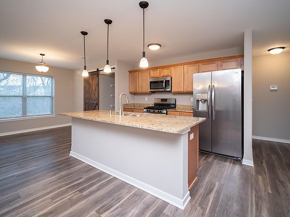 4th image of 5773 Jackies Dr