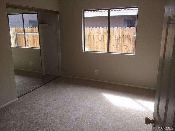 4th image of 987 W Thornton Ave