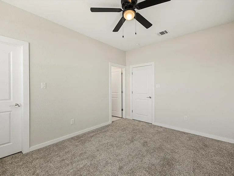 597 Galt Dr — Photo 14