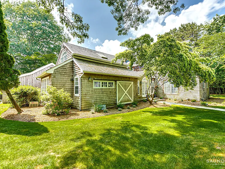 35 Green Hollow Rd — Photo 3