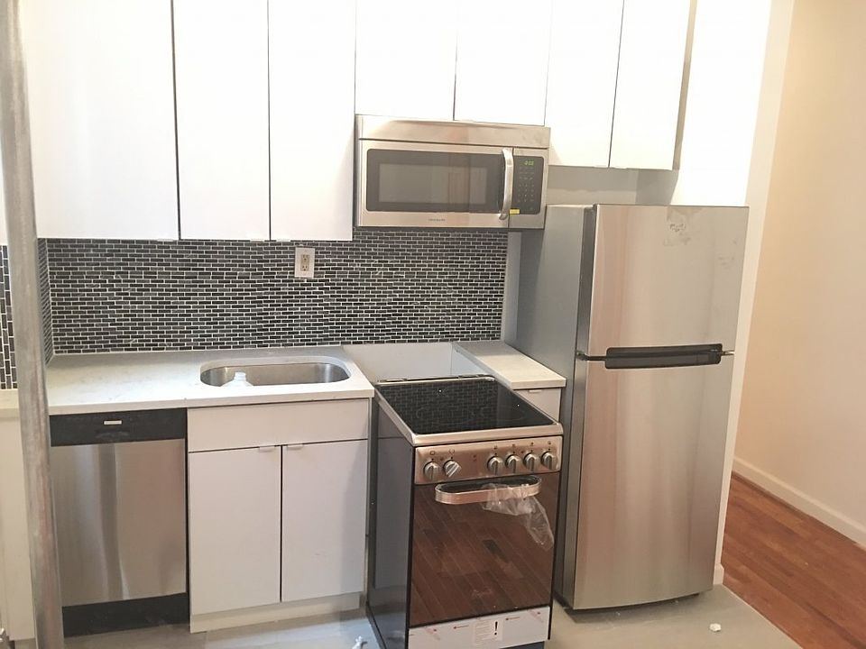 1st image of 141 Edgecombe Ave APT 8