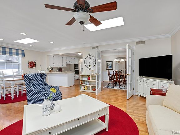5th image of 4444 Samoset Rd