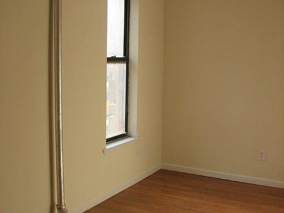 2nd image of 509 W 160th St APT 1A