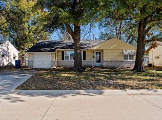 1932 A St NE, Miami, OK 74354