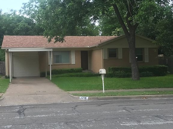 2nd image of 1719 La Porte Dr