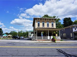 23 Syracuse St #2, Baldwinsville, NY 13027