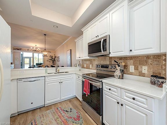 4th image of 2820 Cypress Trace CIR #2012