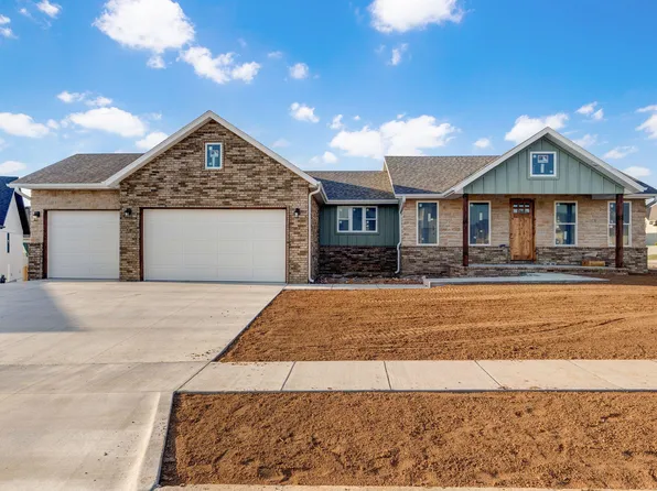 3048 W Teton Drive, Springfield, MO 65810