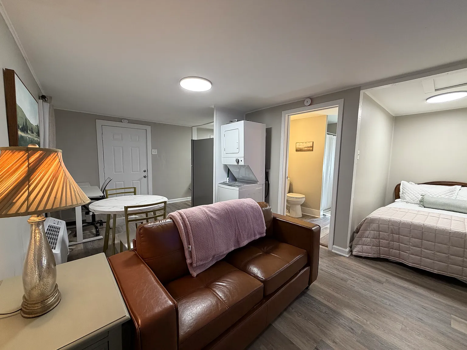 Studio, $1,295 — Photo 4