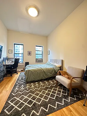 Rented by CitySites Real Estate Group | media 7