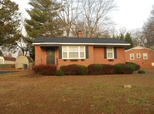 111 Morgan Cir, Simpsonville, SC 29681