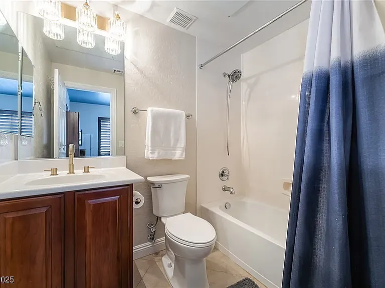 Casita Bathroom for Bedroom #2