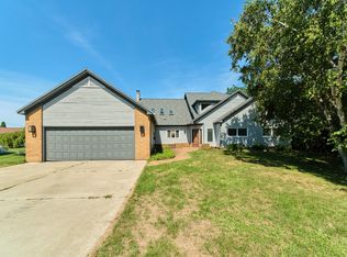 596 Harvard Ln, Manistee, MI 49660