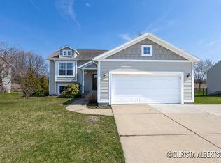 192 Sweet Meadow Dr, Kent City, MI